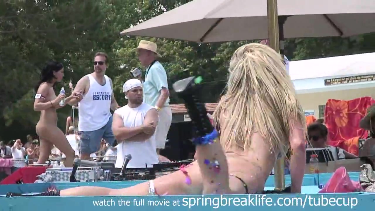 SpringBreakLife Video: Blonde And Naked