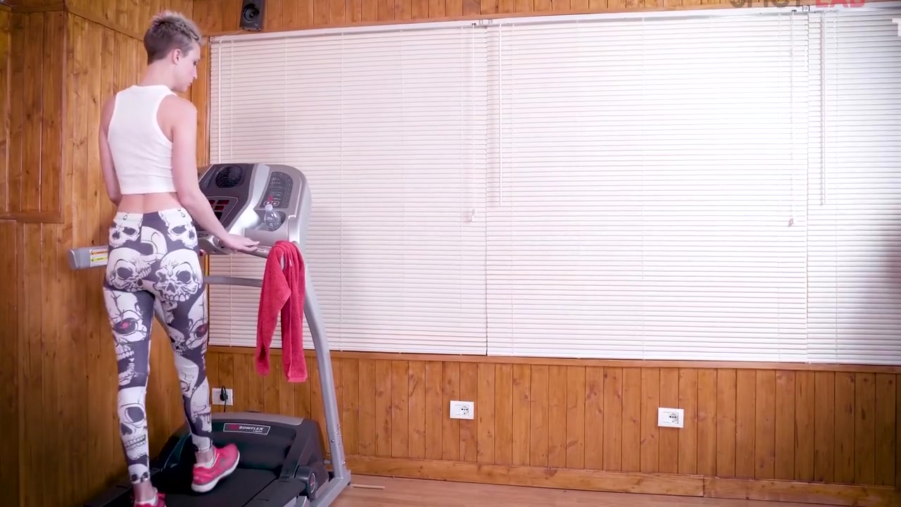 Anal Workout For Slutty Blonde Bitch. With Chantilly And - Capitano Eric