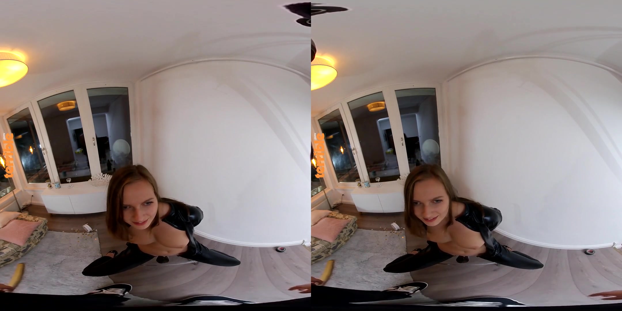 Stacy Cruz in The Cat Burglar - Prologue - perVRt