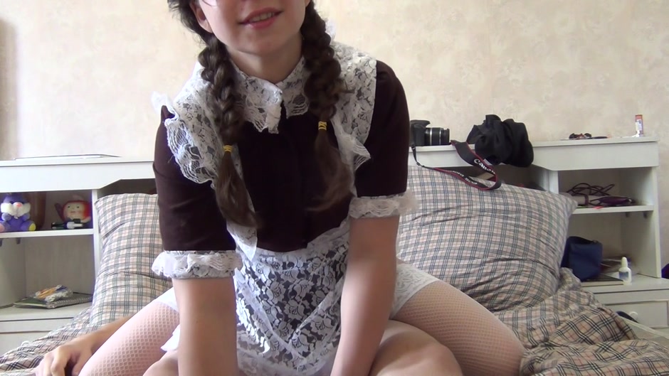 Chick in school uniform getting the wild anal on home cam