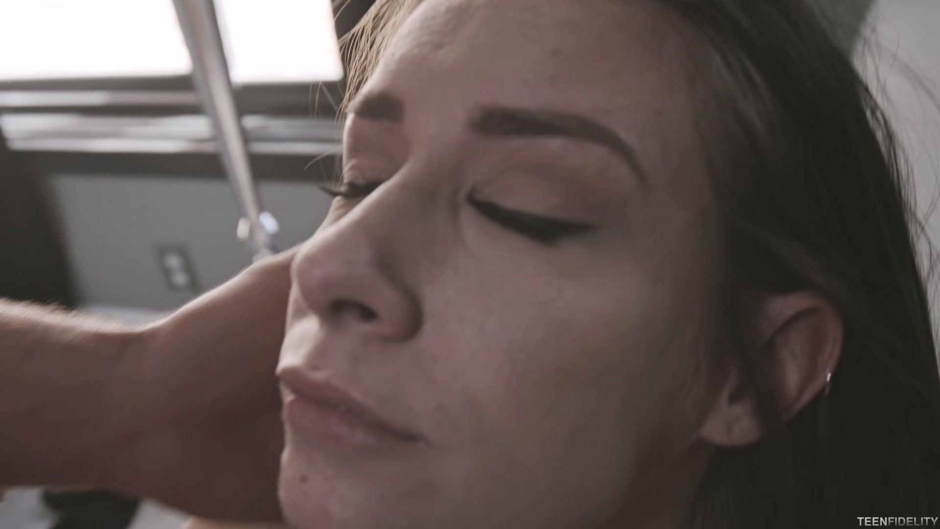 1,000 Words - Starring: Cassidy Klein - PornFidelity