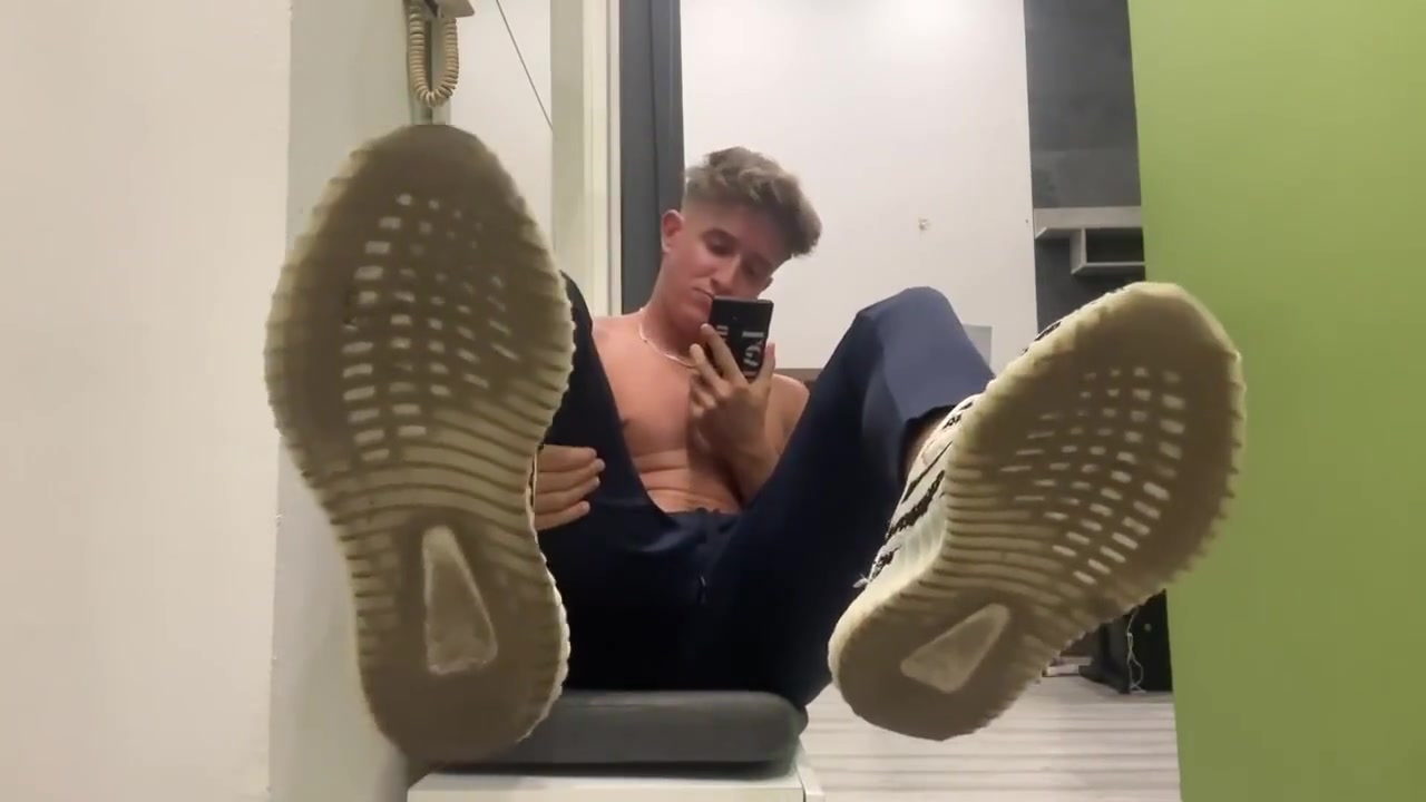 Dirty Shoe Ignore