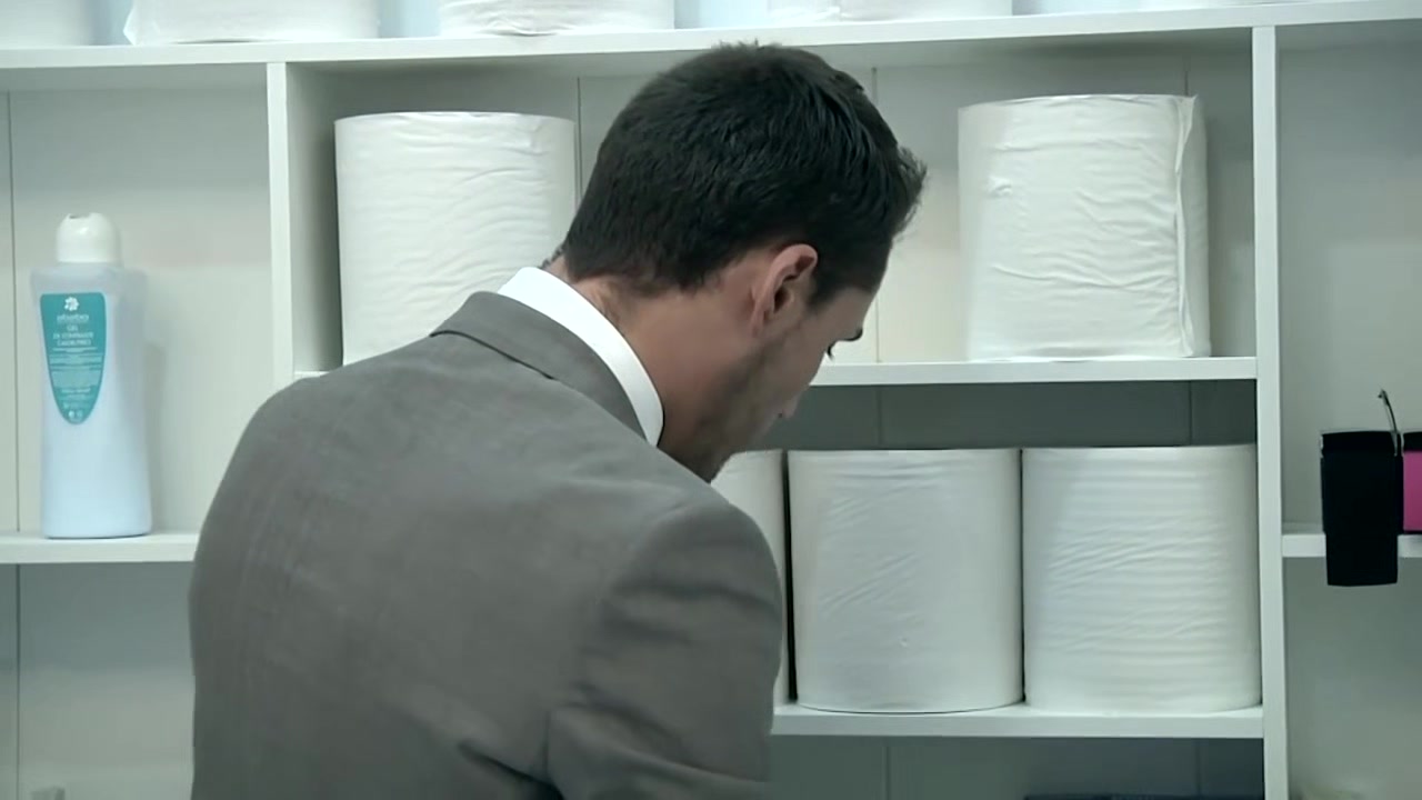 Dr. Ford Examines Dr. Robles - MENatPLAY
