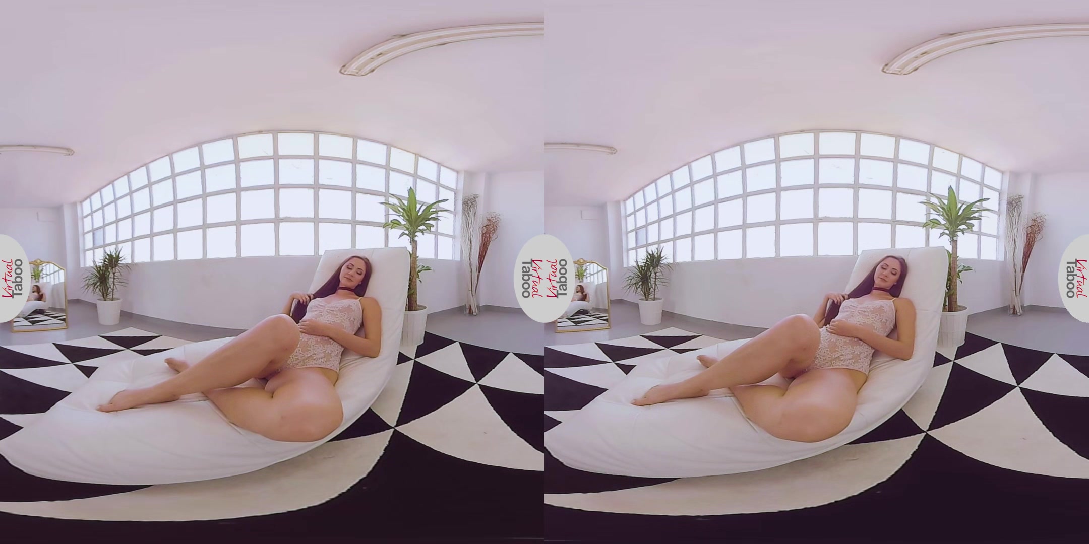 Aruna Aghora VR Porn: Aruna's Playtime - VirtualTaboo