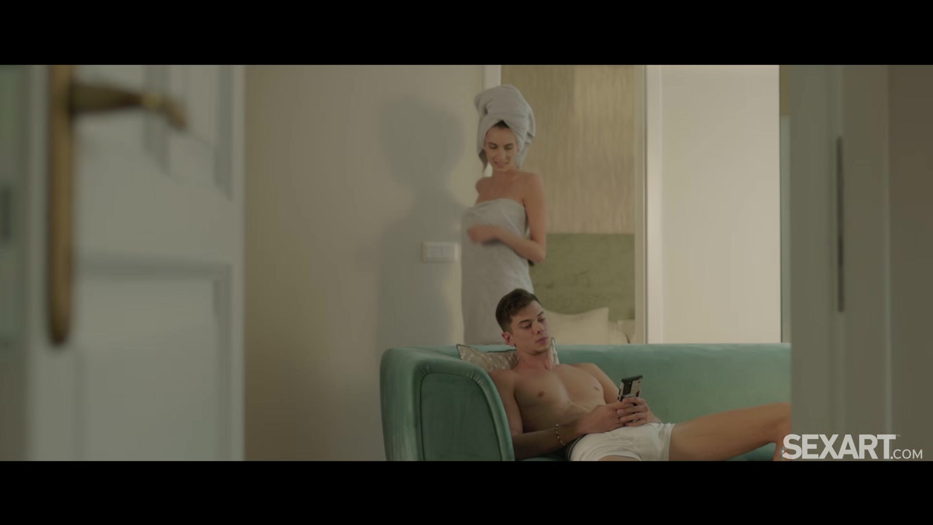 Sweet Moment - Lili Charmelle & Tommy Cabrio