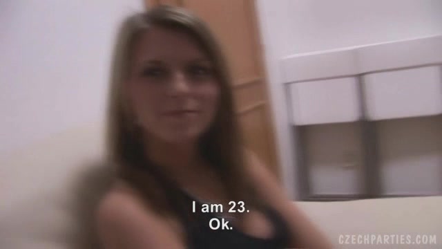 BEAUTIFUL MODEL FUCKS FOR MONEY!