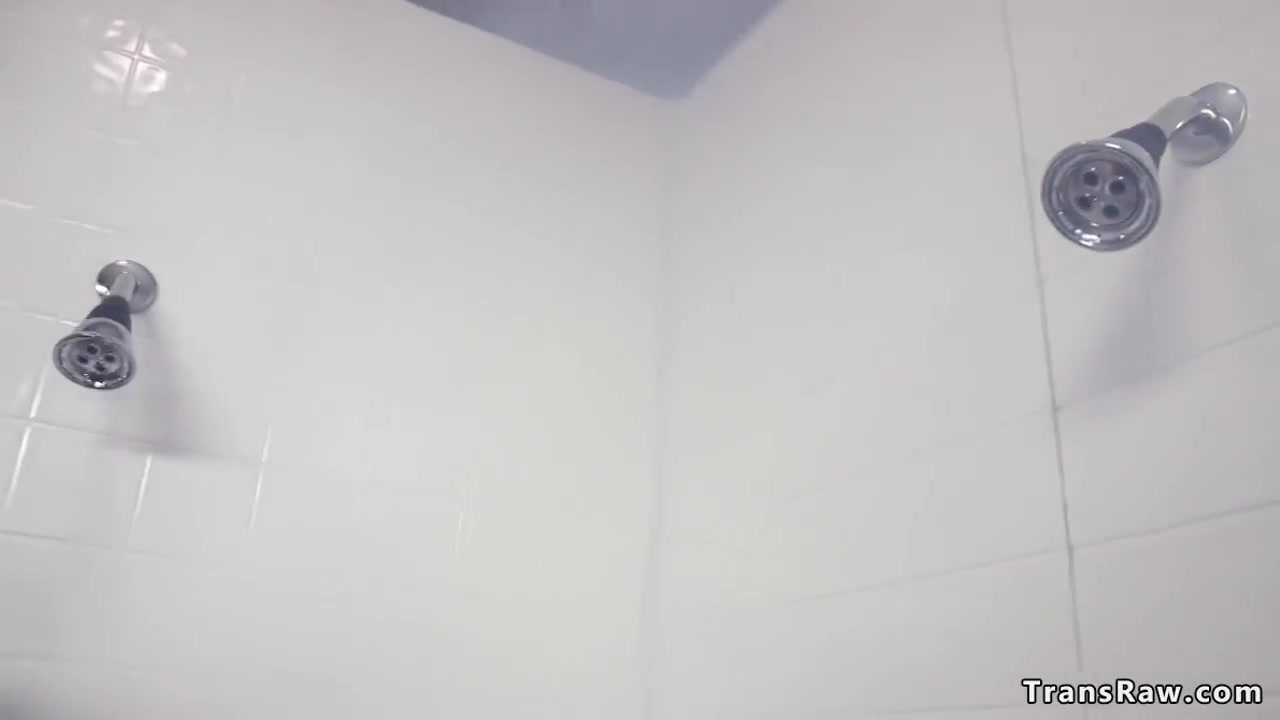 Mia Li - Takes Creampie With Shemale