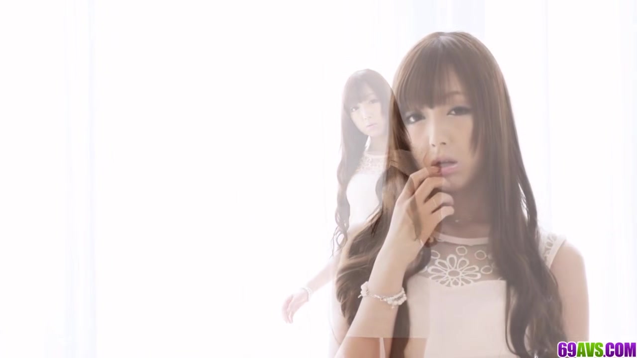 Anri Hoshizaki shows off amazing skills with a big dick