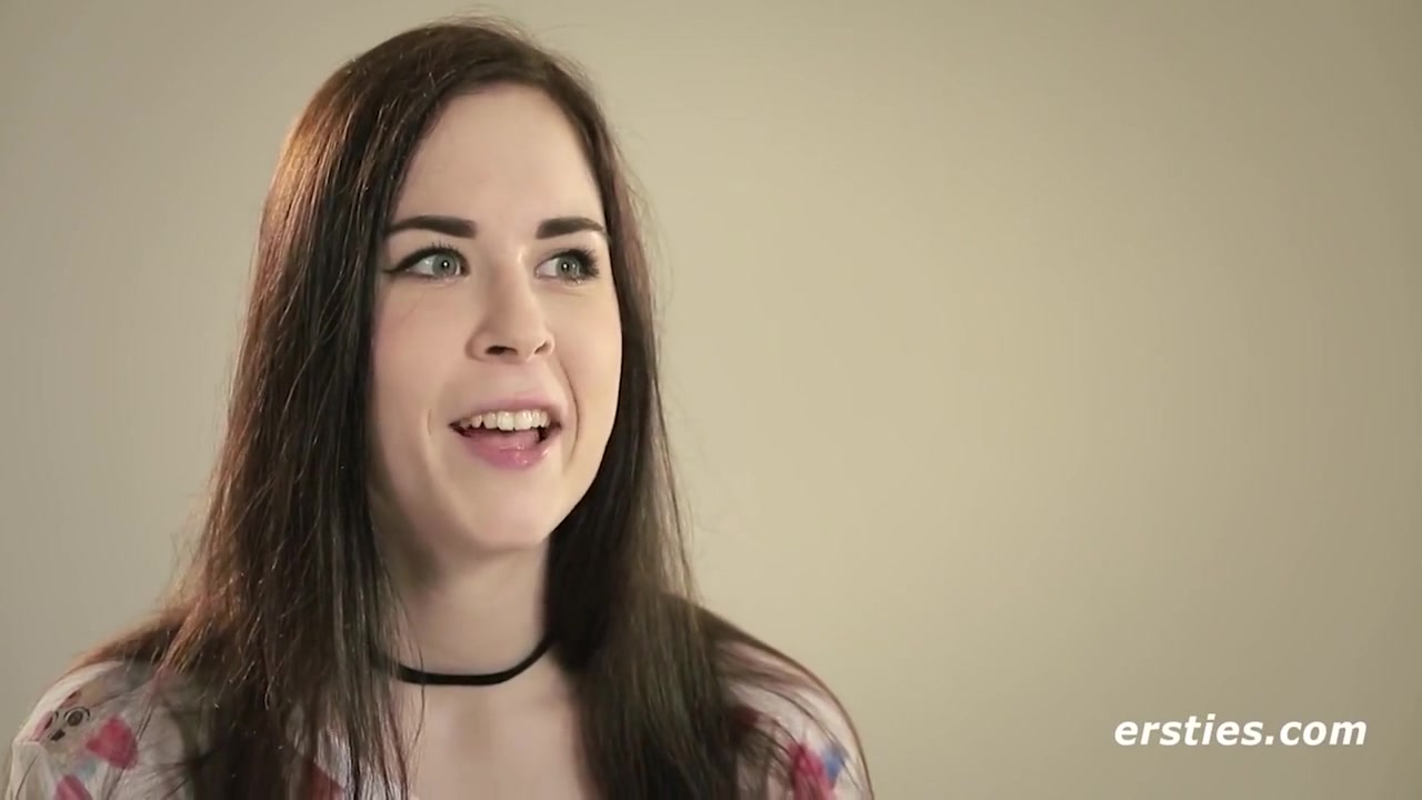 Sexy Girl Has First Time Sex With Someone She Doesnt Know