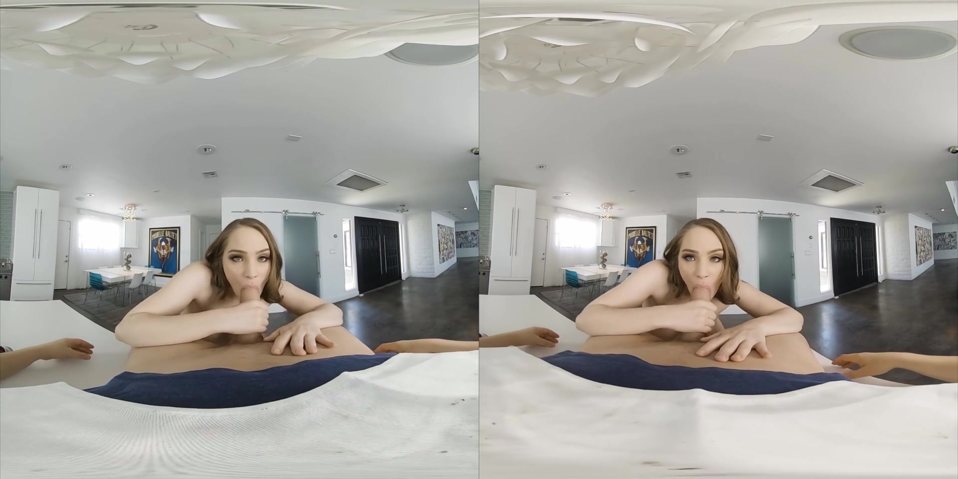 Hadley Mason in Who is Sucking Gilbert Grade