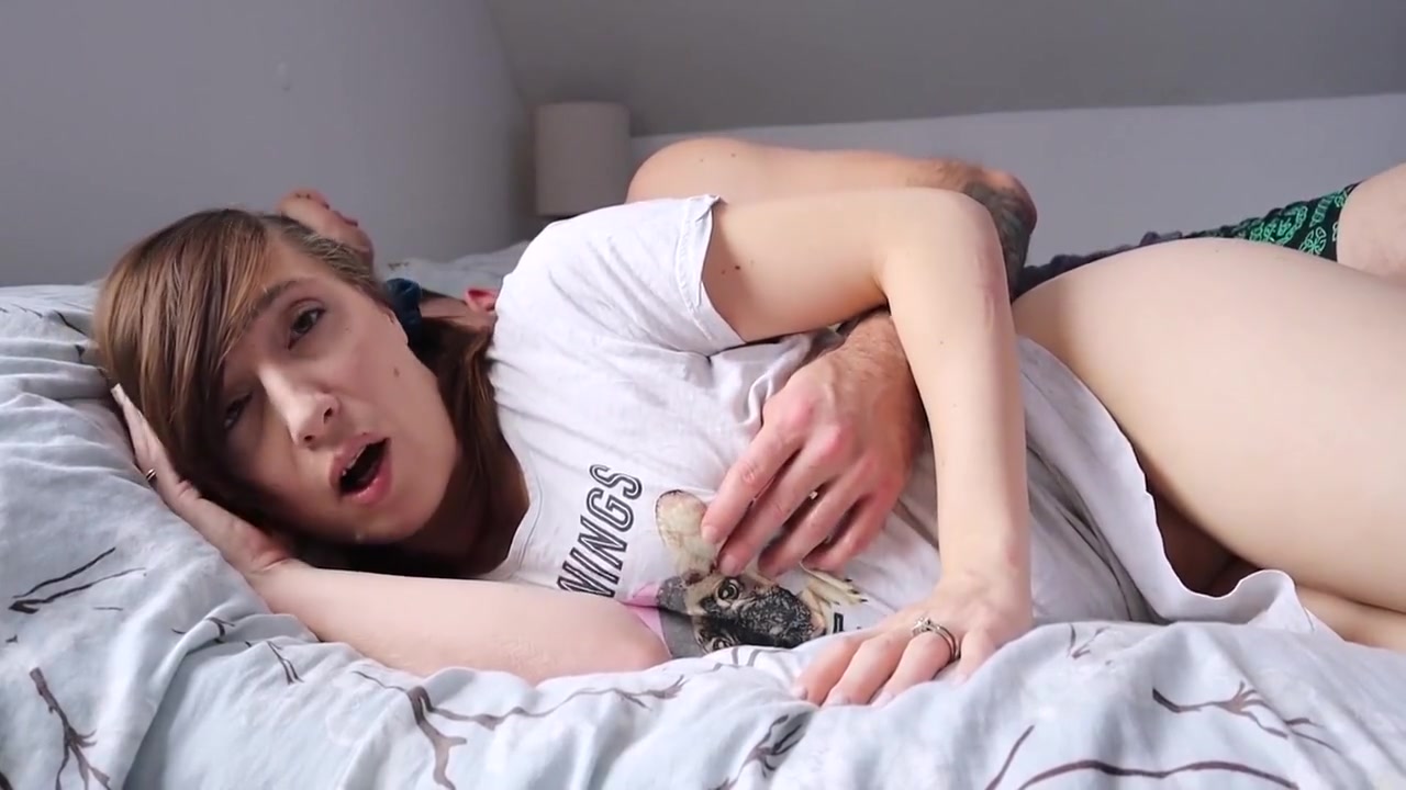 Stepdad Accidentally Mistakens Stepdaughter As Wife, Leaving Her Creampied. 13 Min