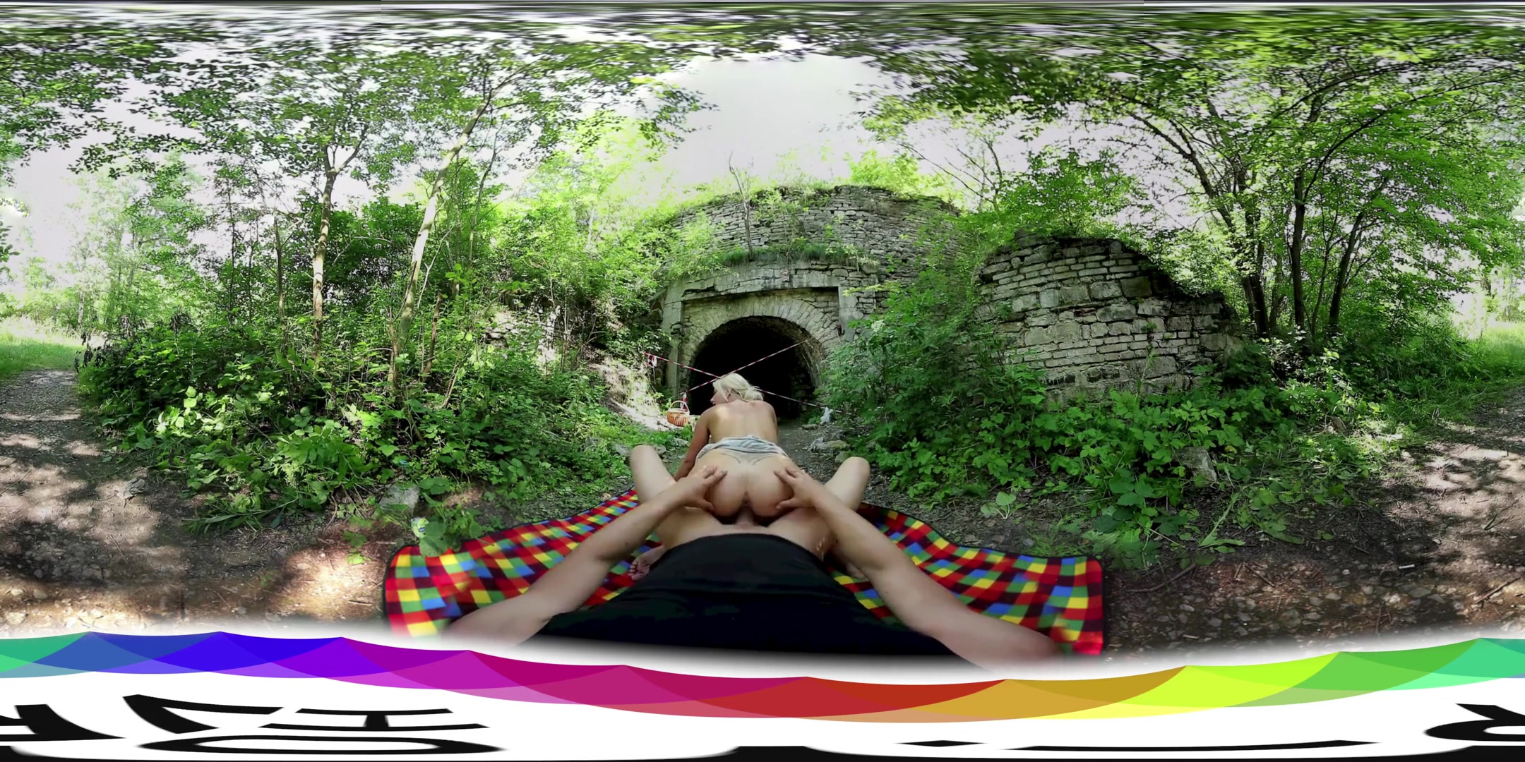 Natalie Cherie in Covert Picnic - HoliVR