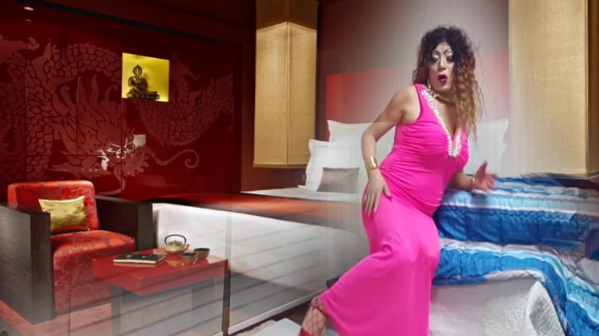 sissy girl niclo new sexy makeup after masturbation in she '