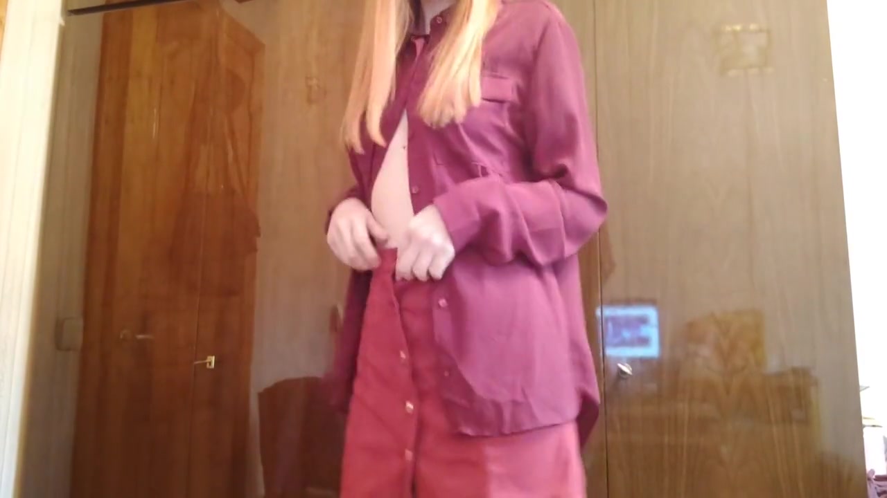 No Sound - Dancing Collegegirl