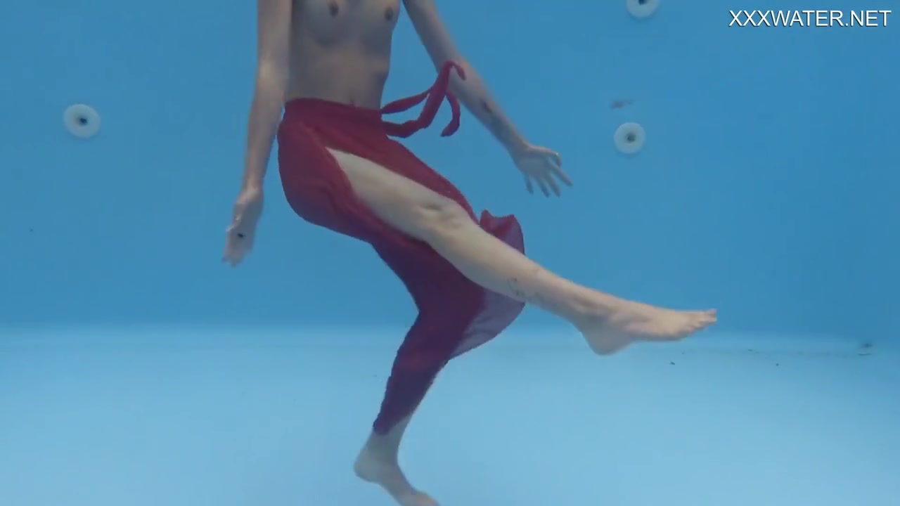 Hermione Ganger - Tiny Skinny Pornstar In The Pool
