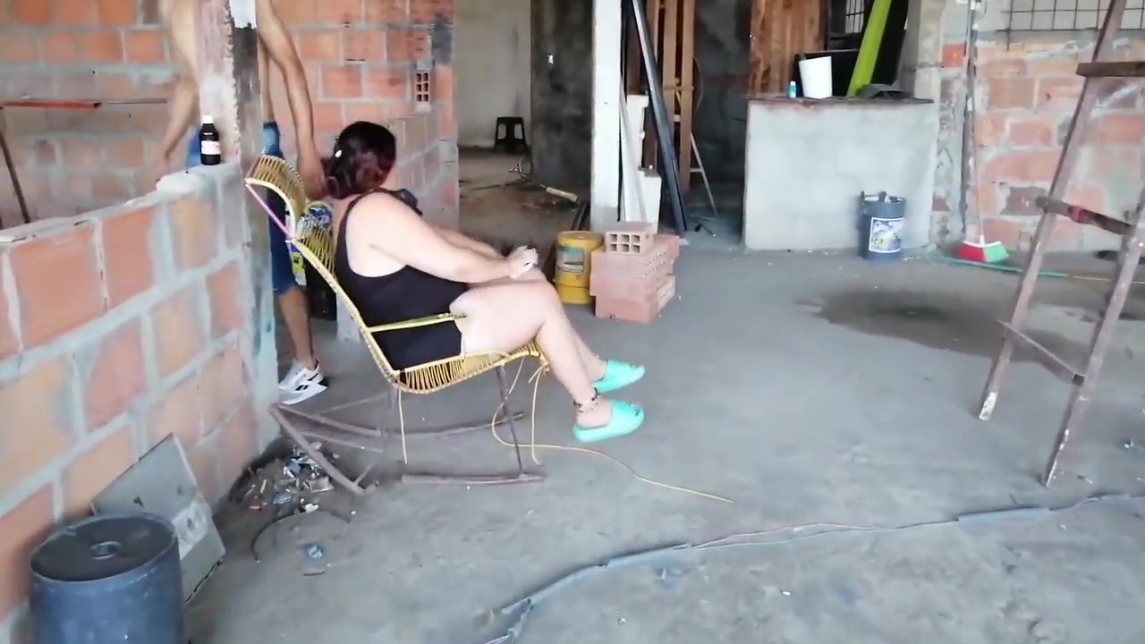 Me Follo A Mi Hermanastra En Terraza De Mi Casa La Pongo En Cuatro Y Me Corro Dentro 5 Min