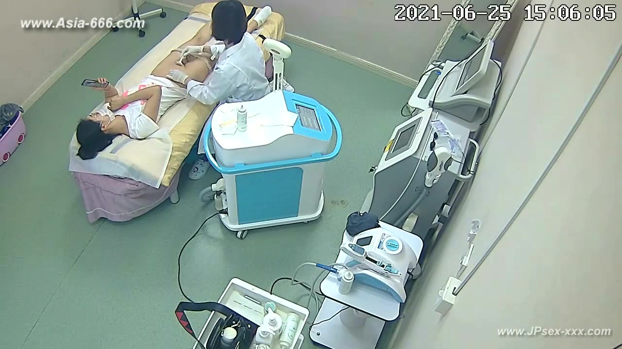 Peeping Hospital patient.16