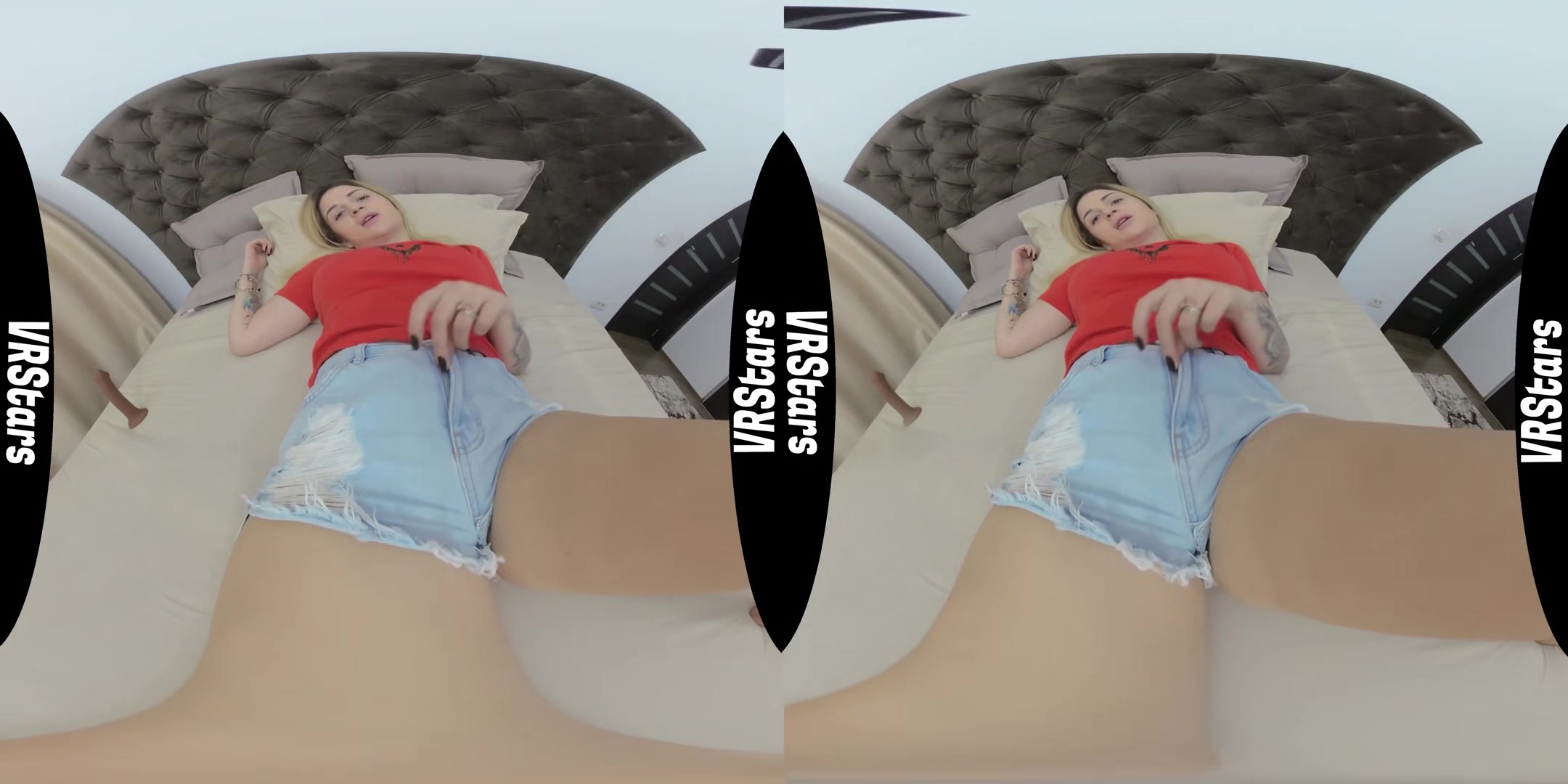 Dripping Wet Pussy Orgasm To Beautiful Squirting - Blonde Solo Model Toying Squirting