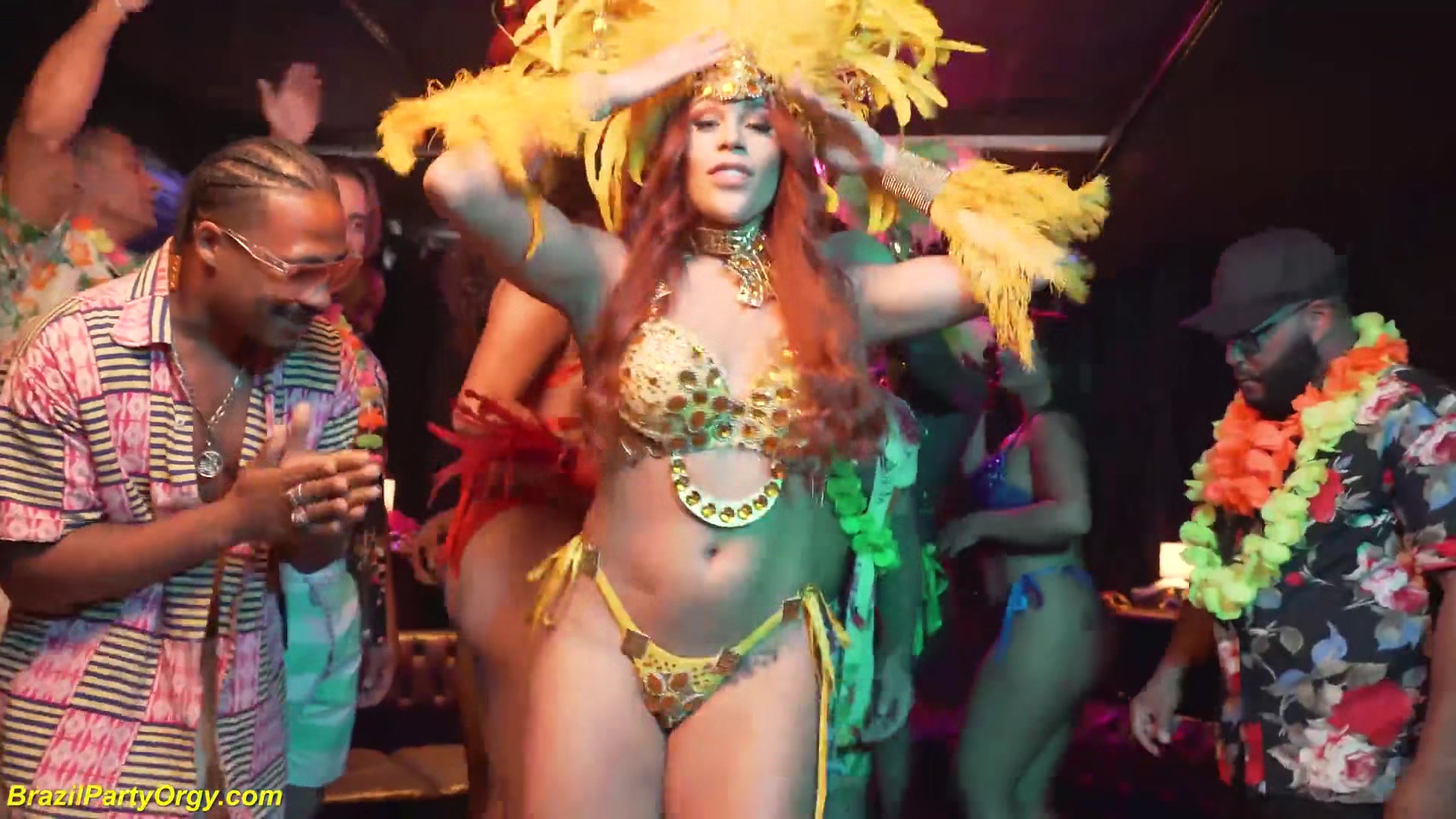 Black Samba Dancer Squirting At The Party Orgy