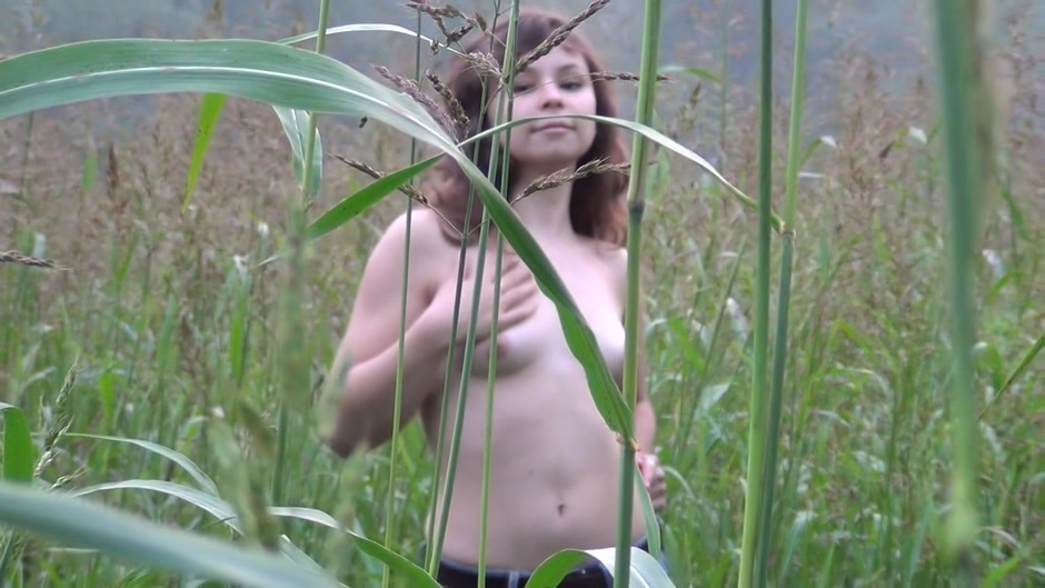 Eva in slutty gives a nice bj in one of the forest sex videos