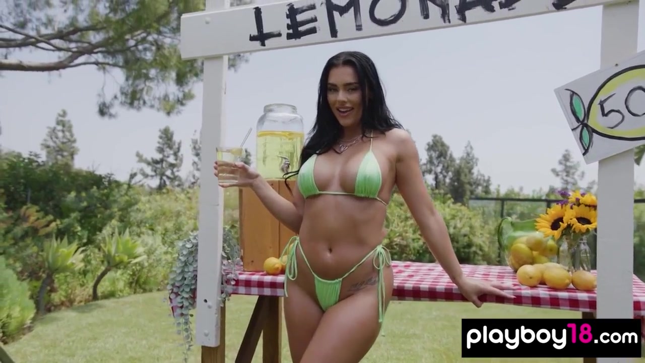 Big Boobed Naked Babe Selling Lemonade
