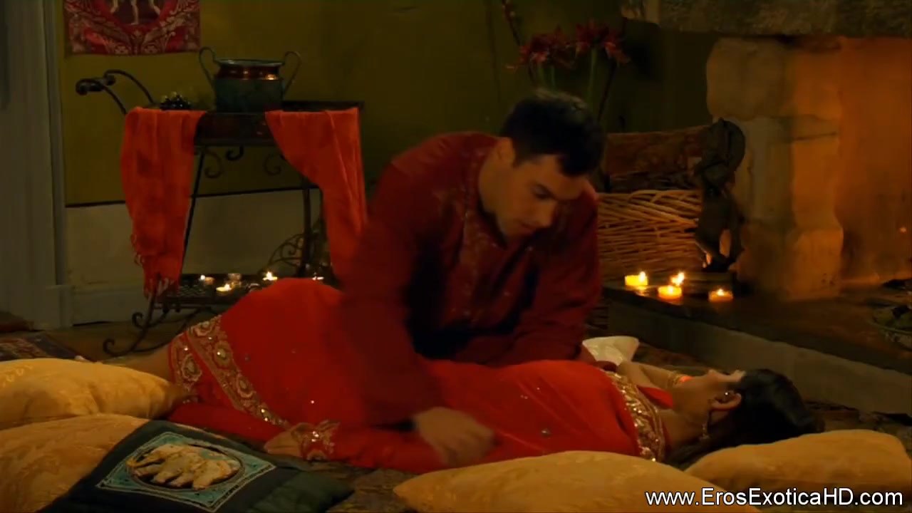 Erotic Indian Couple Know How To Make Love