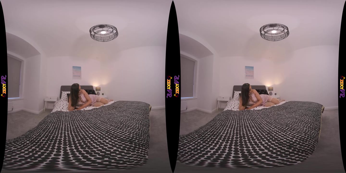 Horny Before Bed - ZexyVR