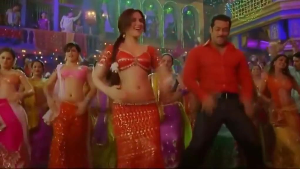 Kareena kapoor jerk off challenge fevicol se edition
