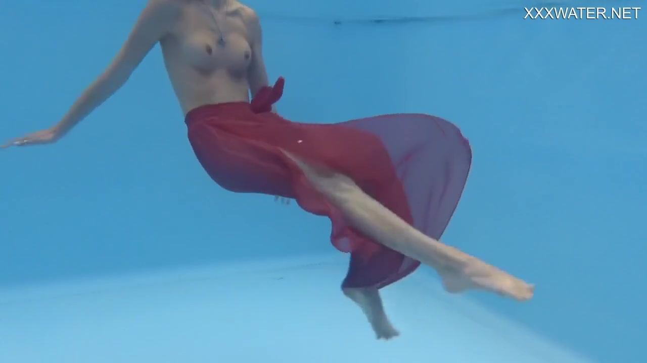 Petite Ultra In The Pool With Hermione Ganger And Hot Pornstar