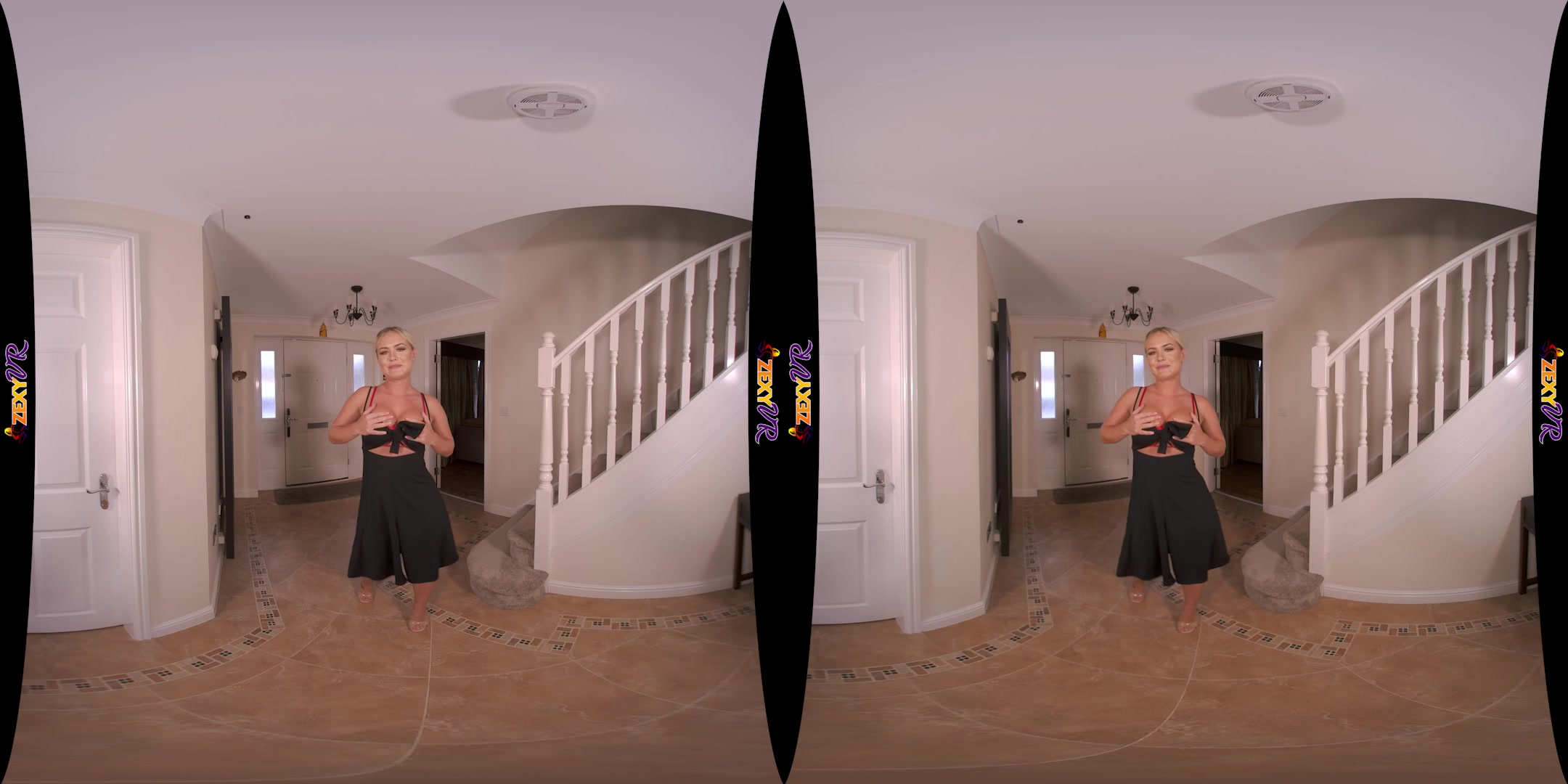 Sexy & Seductive featuring Louise - ZexyVR