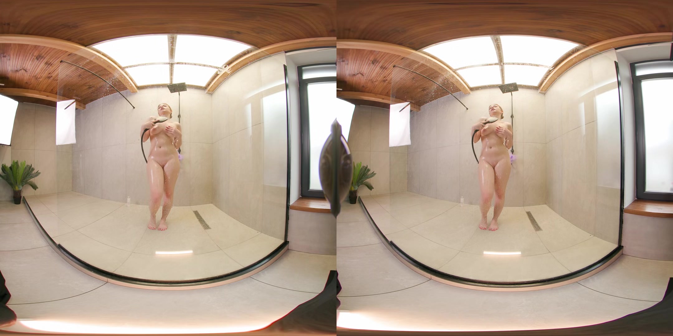 Olena's Shower Adventures - Vrsun