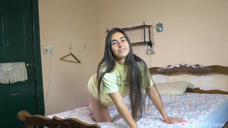 Paris masturbates in bed with her white toy
