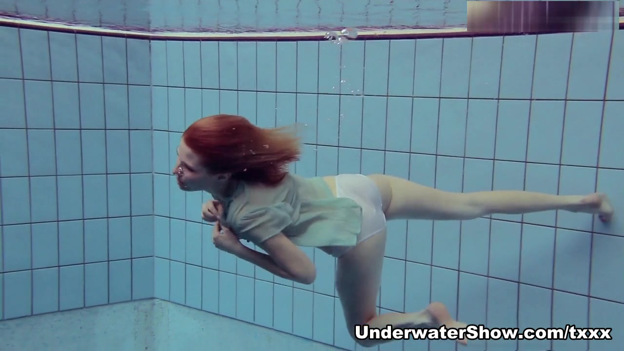 UnderwaterShow Video: Nastya