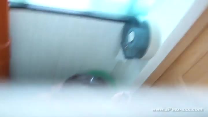 chinese girls go to toilet.13