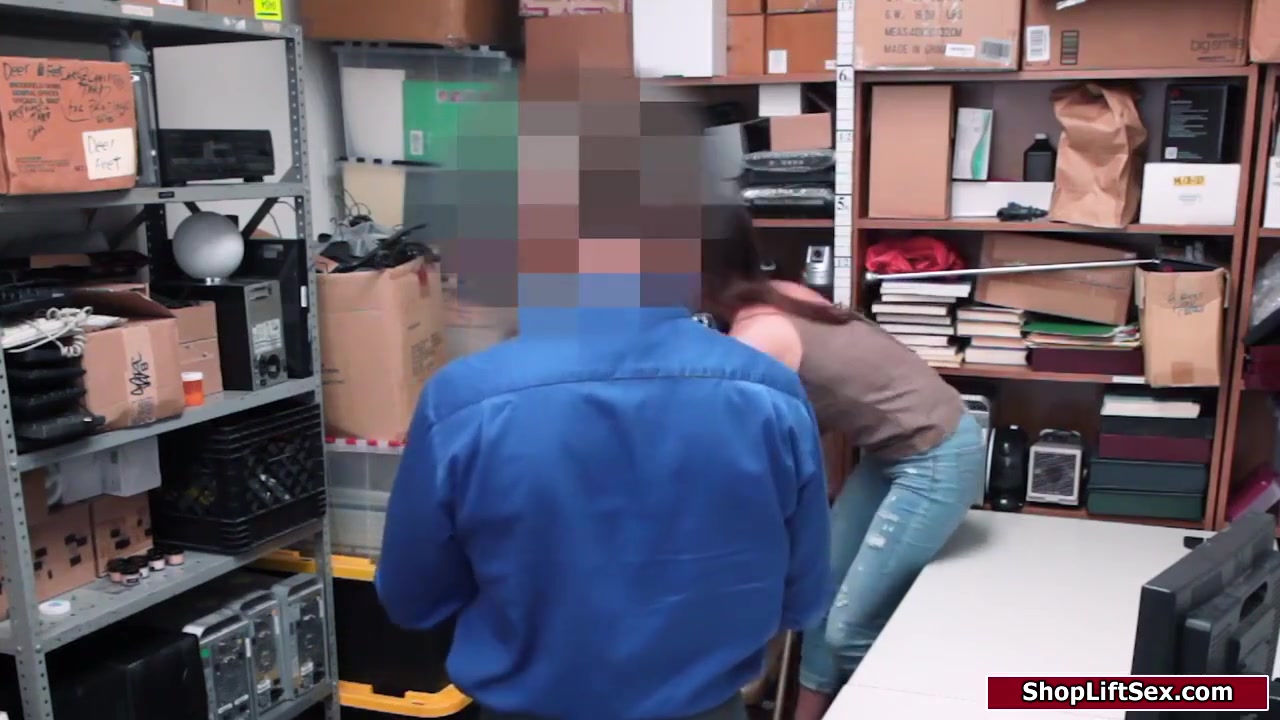 Brunette Thief Fuck Officer To Get Free