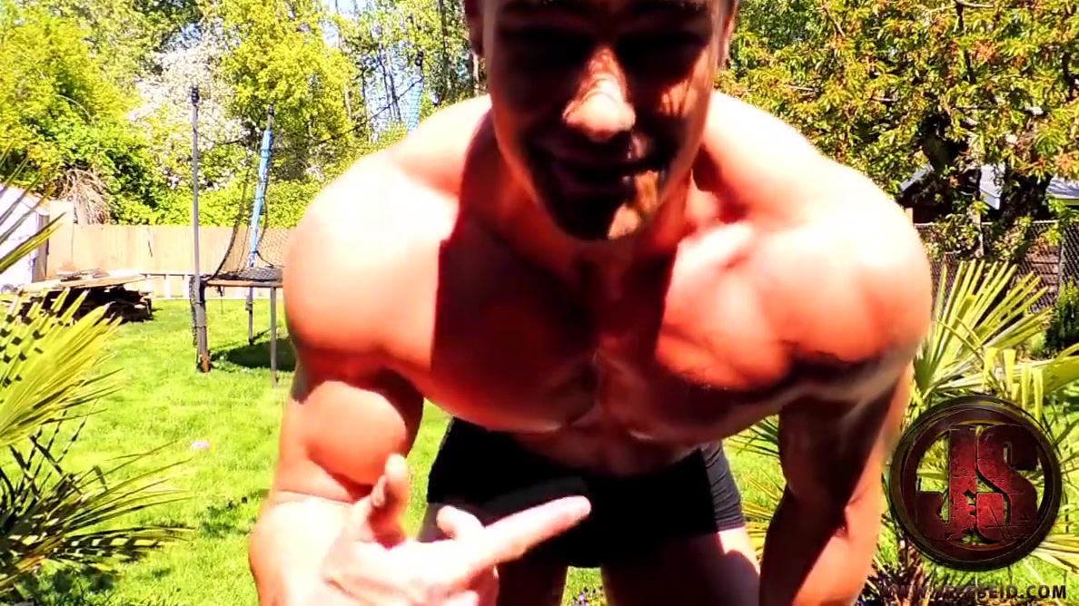 Jeff Seid Posing Day Before Emerald Cup
