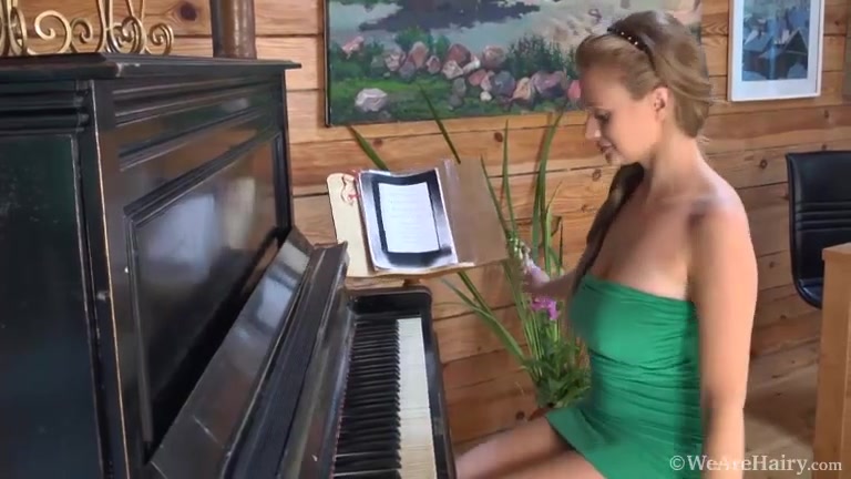 Ciara - Compilation - WeAreHairy