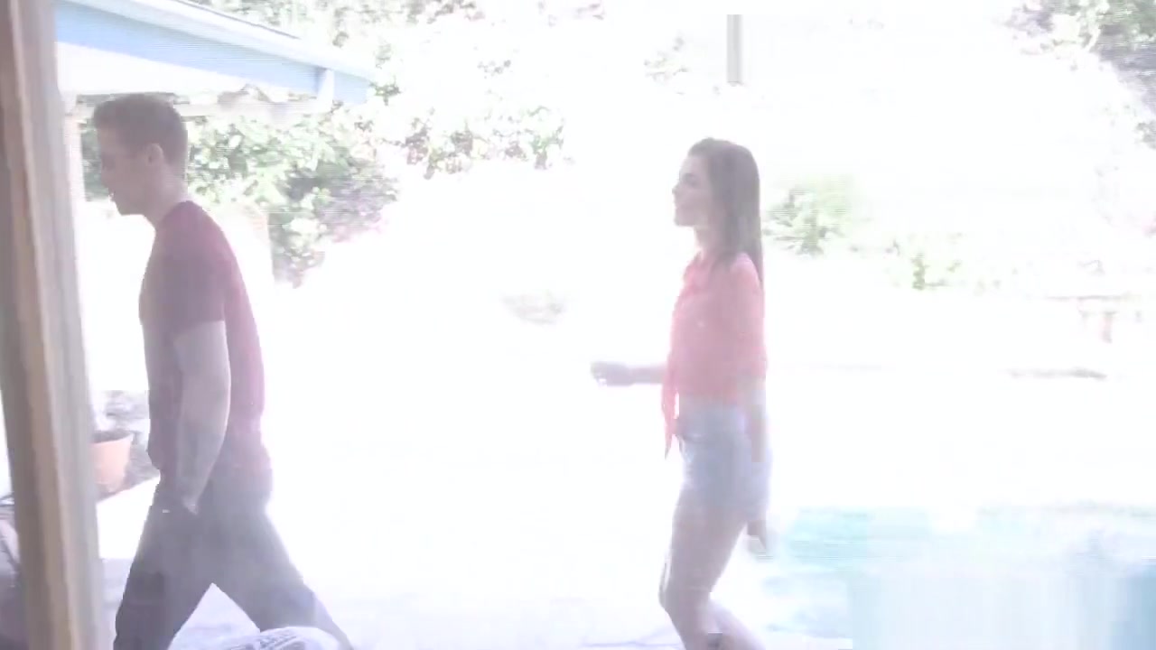 Emma Stoned In Busts Stepsis Ass