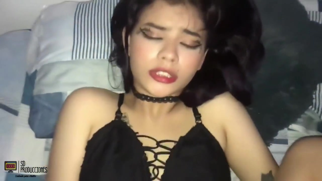 Me Encanta Follarme El Cono De Mi Hermanastra - Porno En Espanol