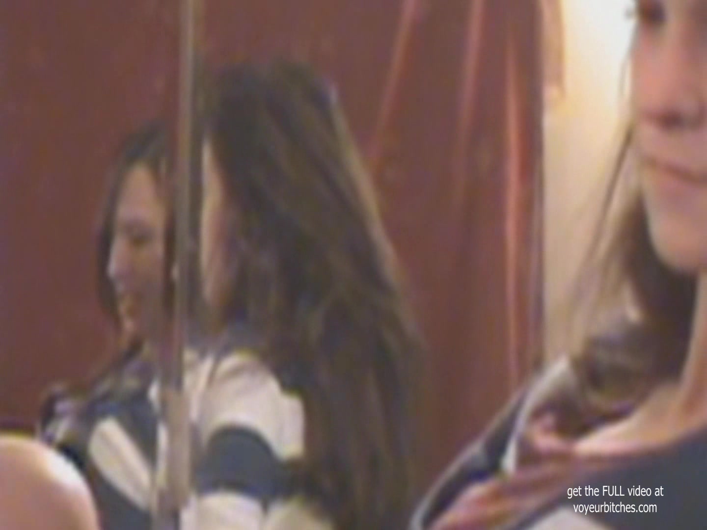 cfnm teens 18+ watch flasher