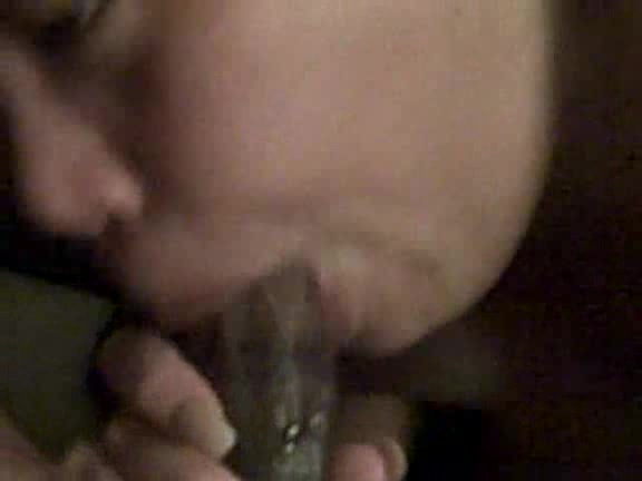 Vietnamese tastes black dick for the first time in her life