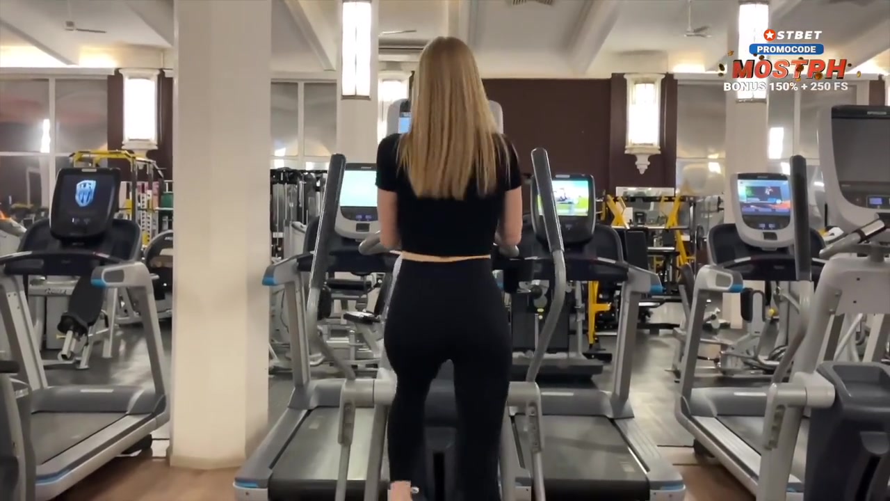 Fuck With A Stranger In The Gym