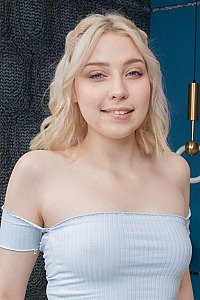 Kira Viburn