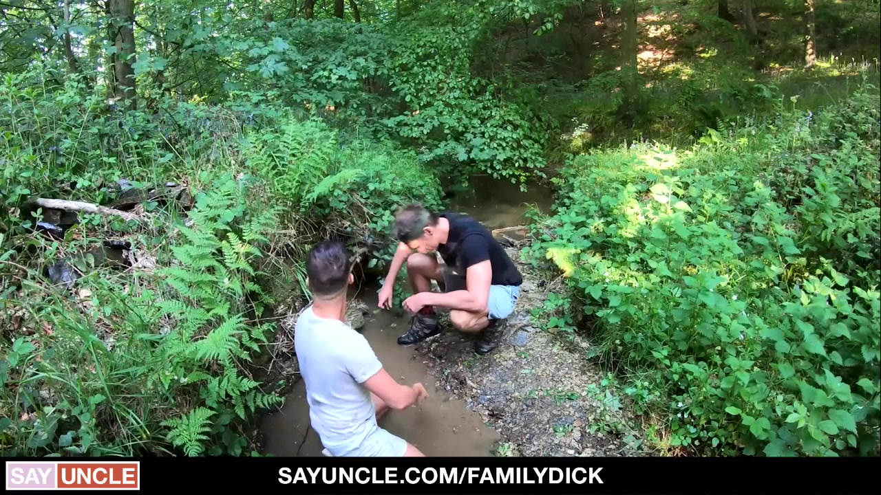 Shower For Two - FamilyDick