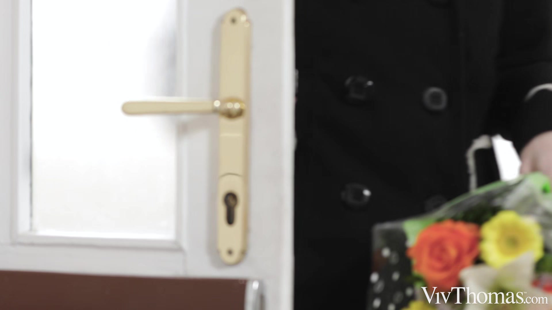 Budding Romance - Sarah Cute & Zazie S - VivThomas