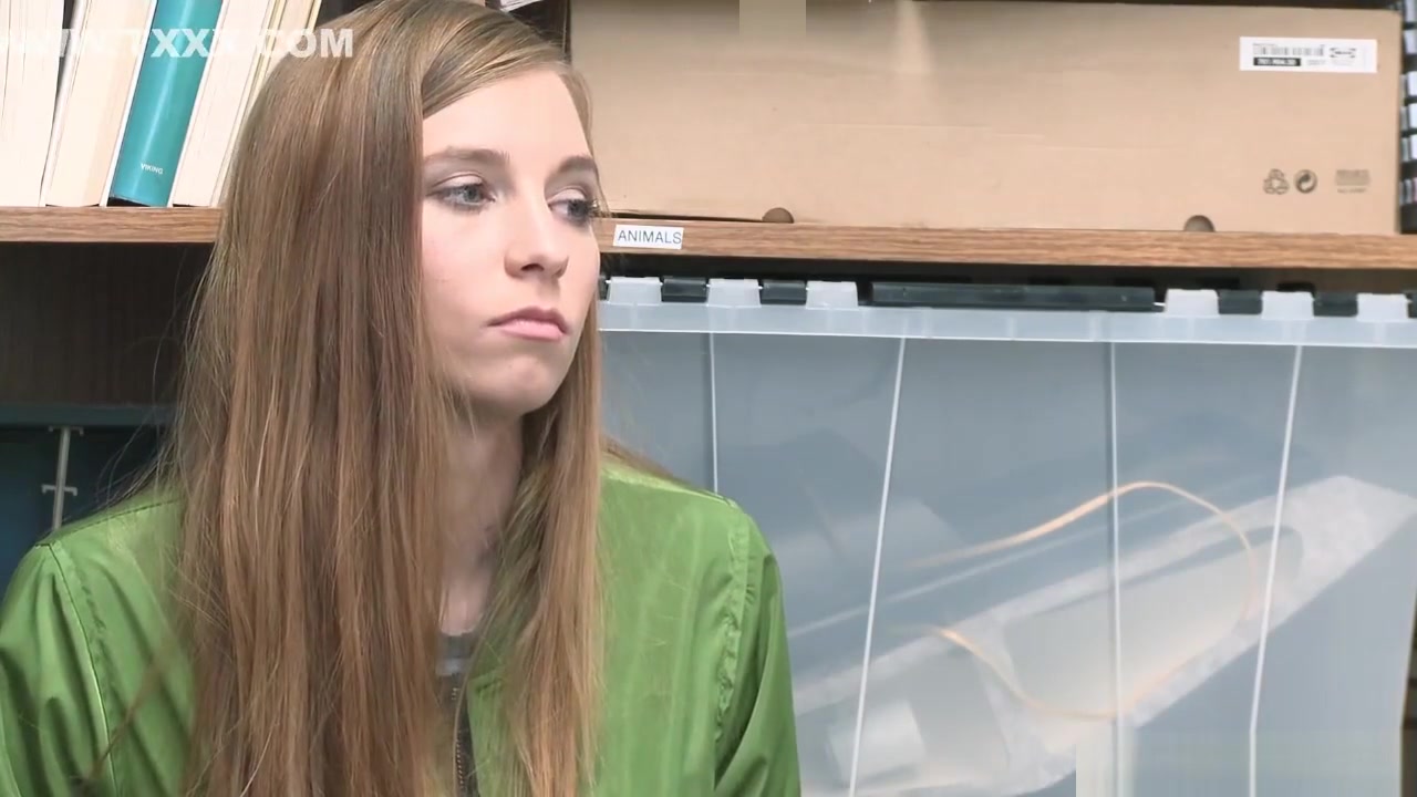 That Tight Shoplyfter Pussy Is Banged Out By The Lp Officer