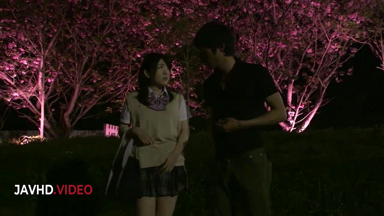 Hot Japanese beauty shares steamy intimate moments