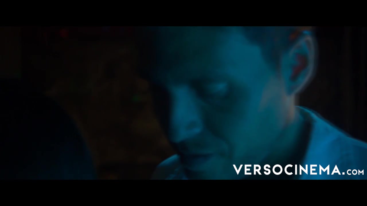 VERSO CINEMA Vampire teen 18+ Fetish