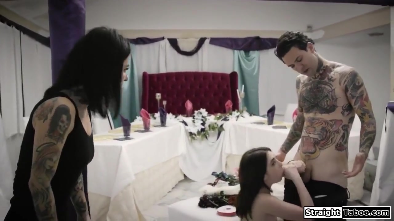 Milf Shares Cheating Hubby With Stepsis With Jane Wilde, Joanna Angel And Big T