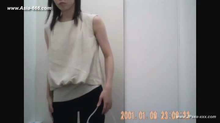 peeping japanese changeroom.2